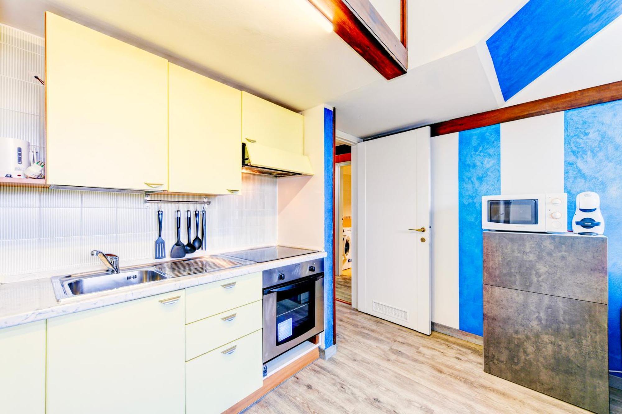The Riva Apartment Сирмионе Екстериор снимка